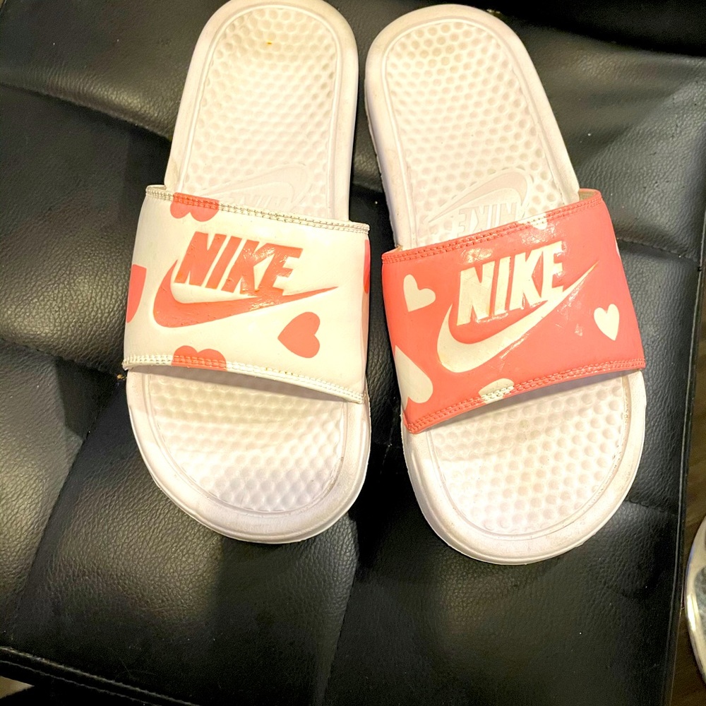 Pink and white slippers heart Nike slide sandals